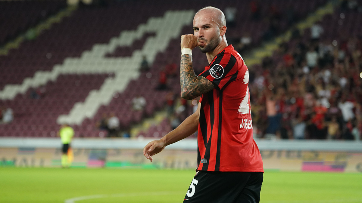 Joao Figueiredo, Galatasaray'� g�z�ne kestirdi!