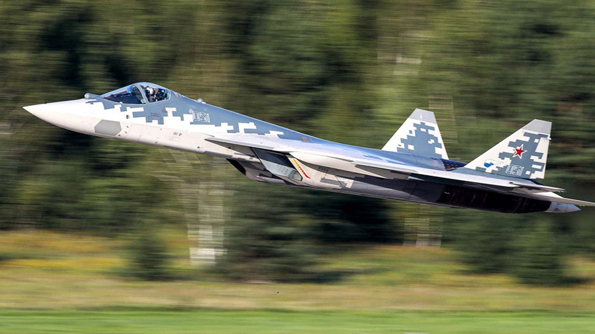 Su-57 'Hayalet avc�' Su-35'i tarihe g�mecek! Seri �retime ge�iyorlar