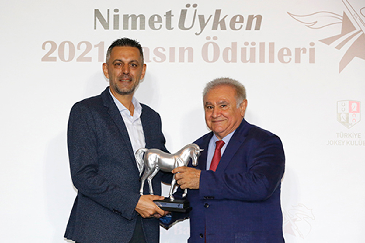 TJK 2021 Nimet �yken Bas�n �d�lleri sahiplerini buldu! Lig Radyo'dan Kerem Vatan'a �d�l...