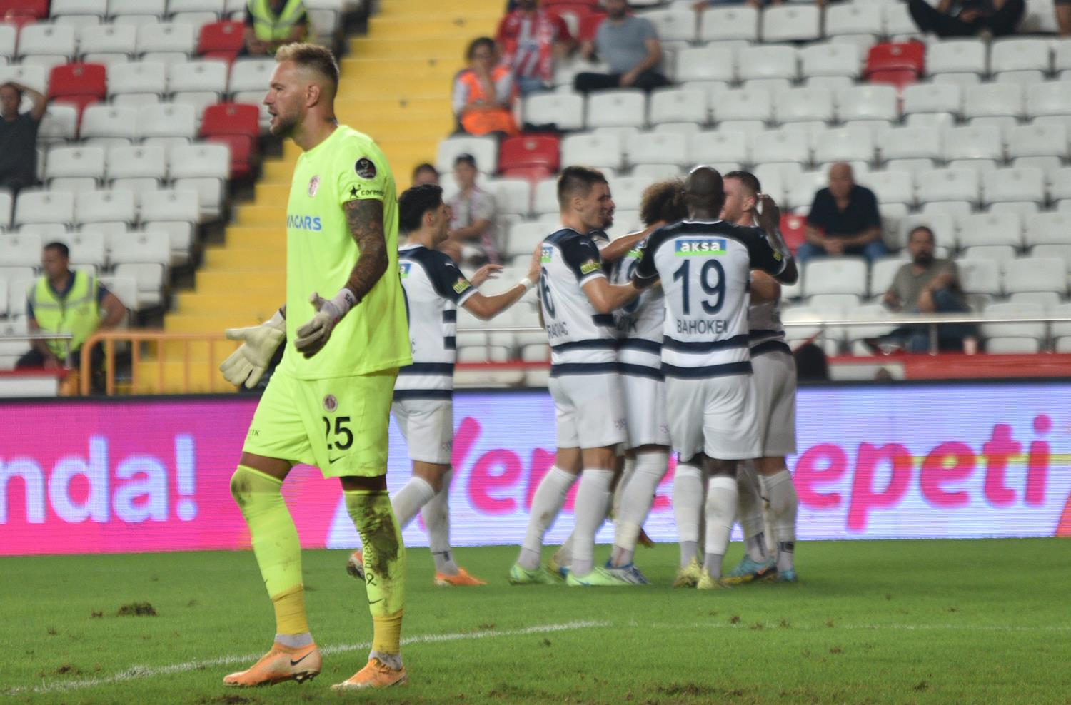 Antalyaspor'un kalesi d��t�