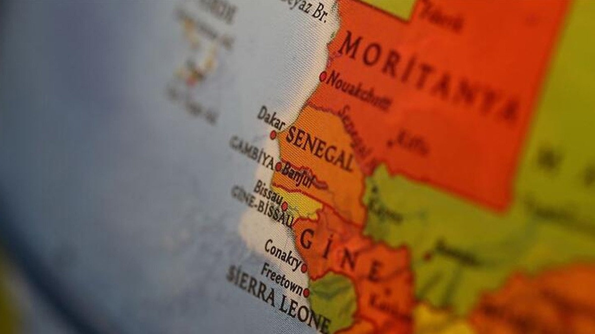 Senegal'de iddetli yalarn yol at seller 3 can ald 