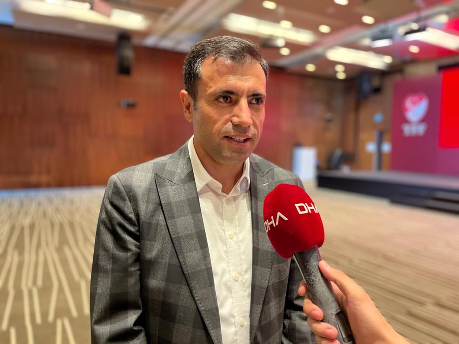 Konyaspor Ba�kan� Fatih �zg�k�en'den transfer a��klamas�