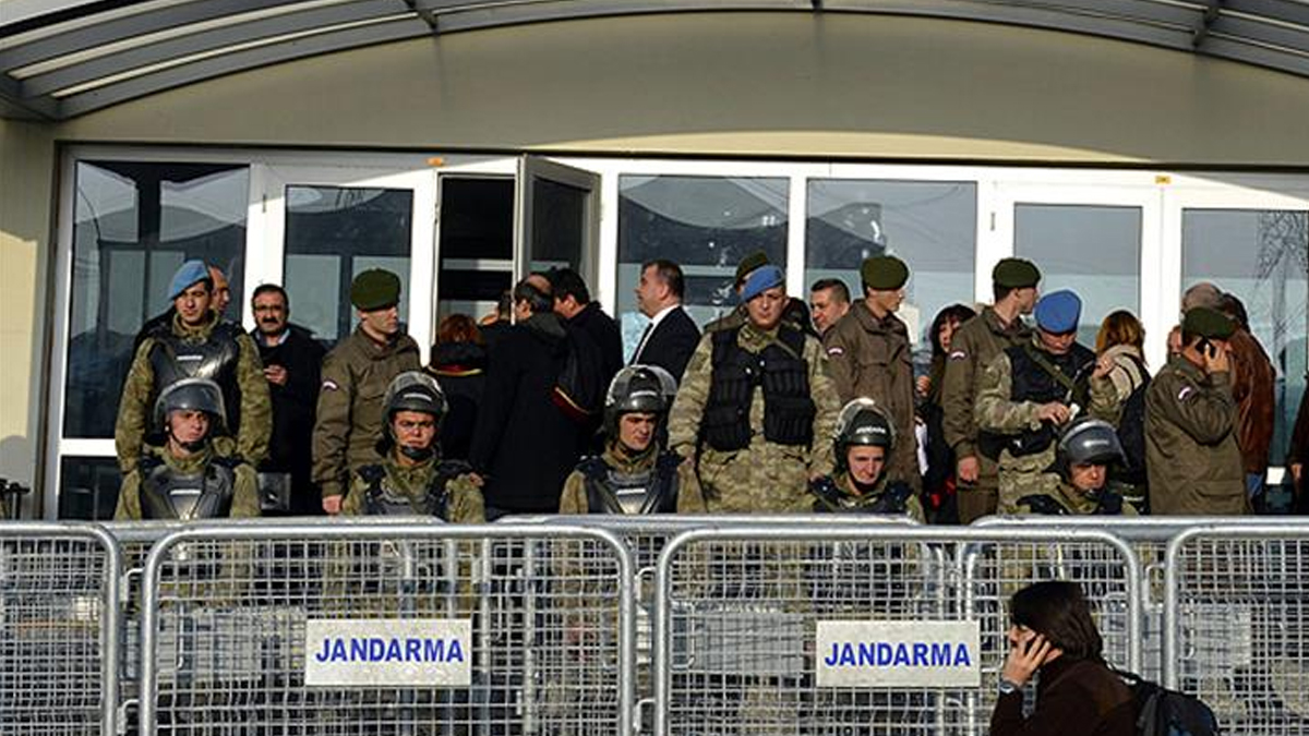 DHKP/C davas�na devam ediliyor: Avukatlar�n ter�r iltisak�...