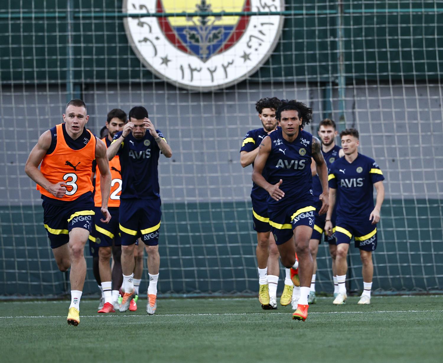 Fenerbah�e'nin rakibi Dinamo Kiev