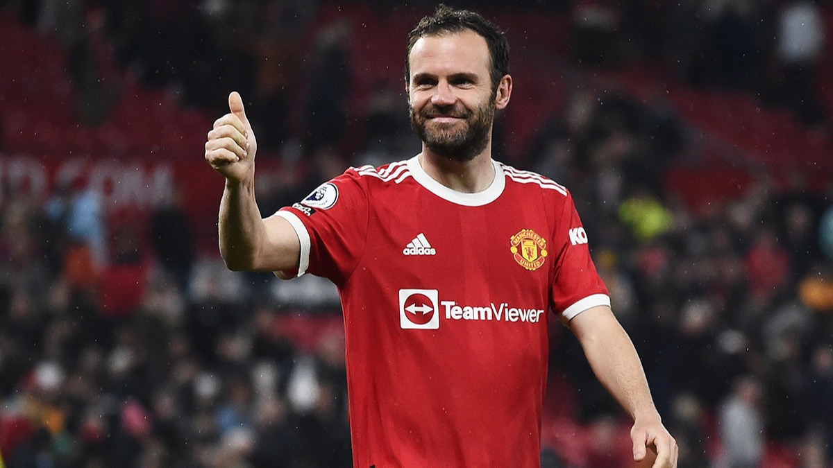 Galatasaray'a bir dnya yldz daha! Juan Mata KAP'a bildirildi