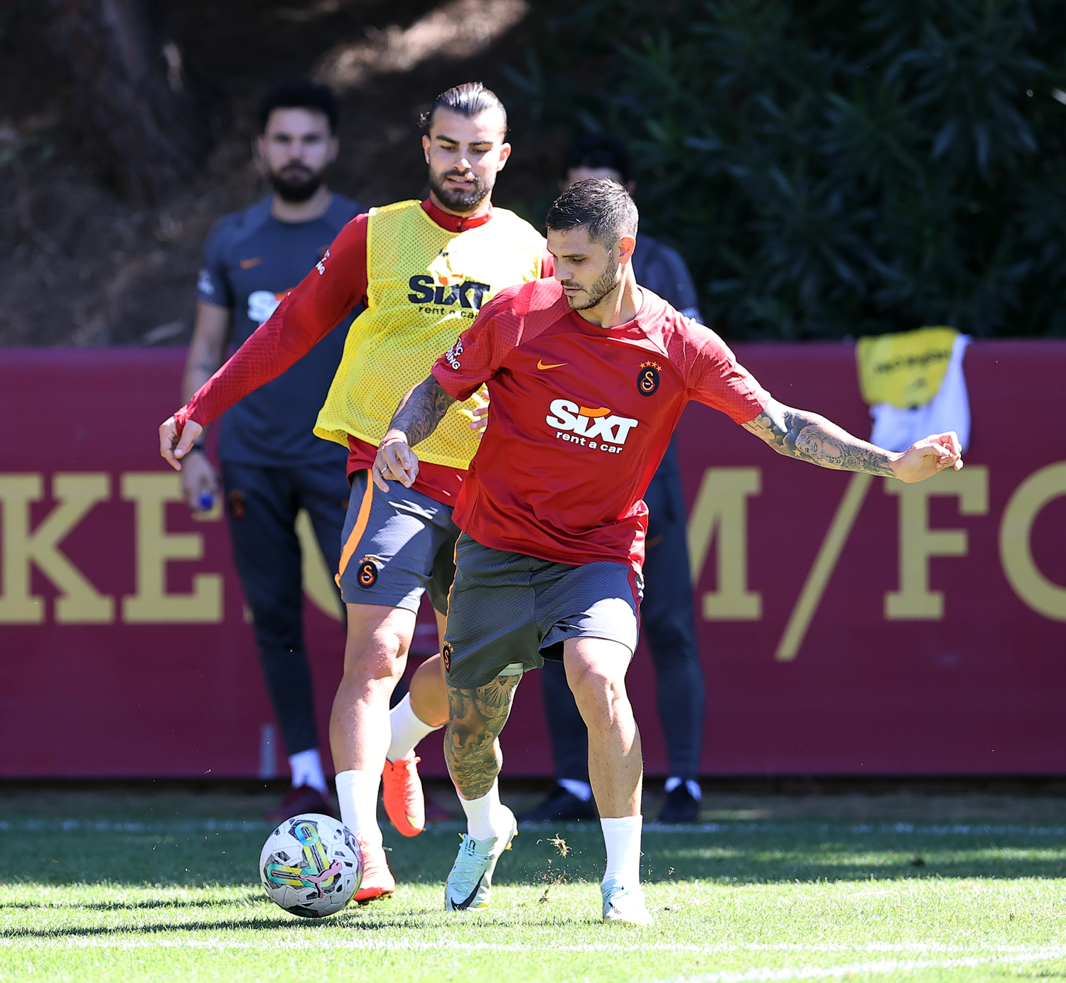 Kas�mpa�a'ya konuk olacak Galatasaray'da 2 eksik