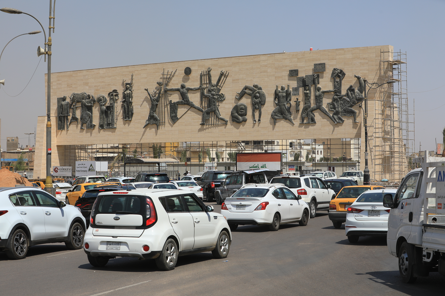 Tahrir Meydan�'ndaki �zg�rl�k An�t�'n� T�rk �irket restore ediyor