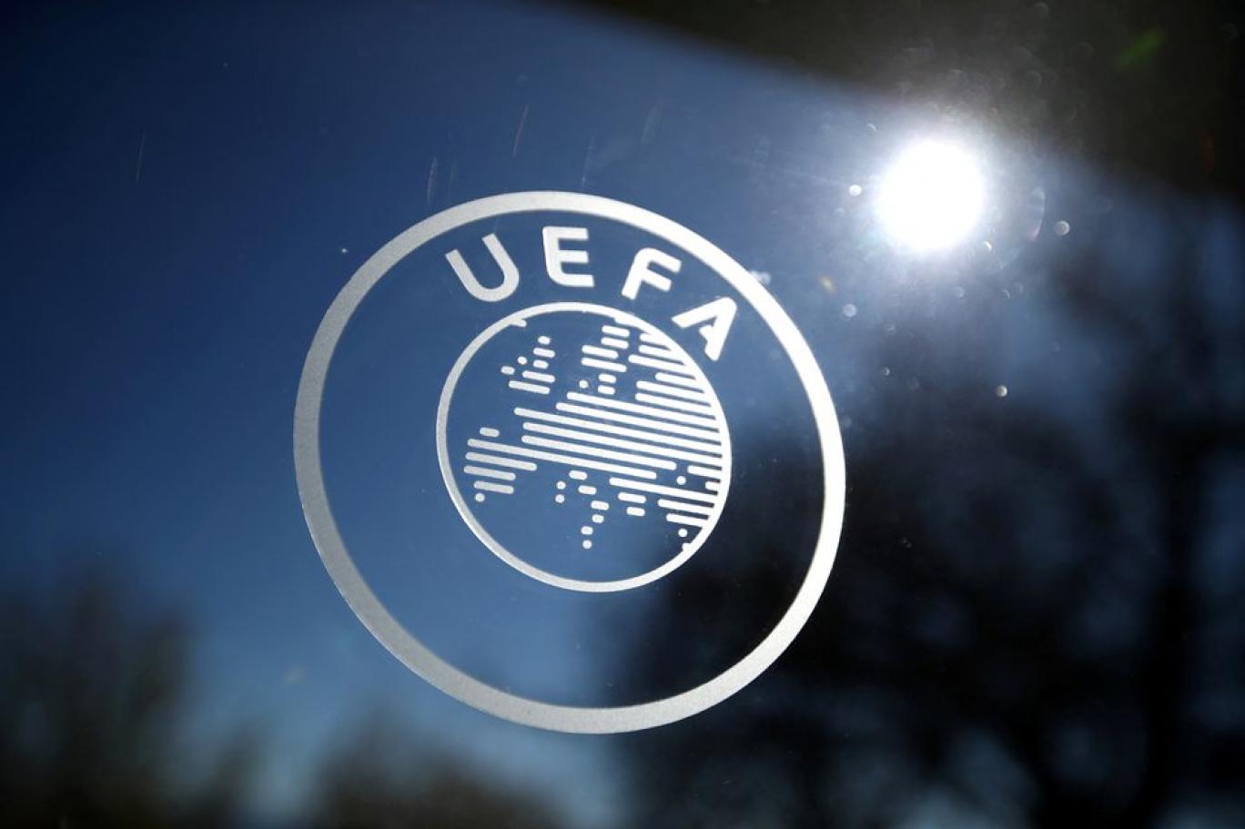 Fenerbah�e, Ba�ak�ehir, Trabzonspor ve Sivasspor'a UEFA'dan para cezas�