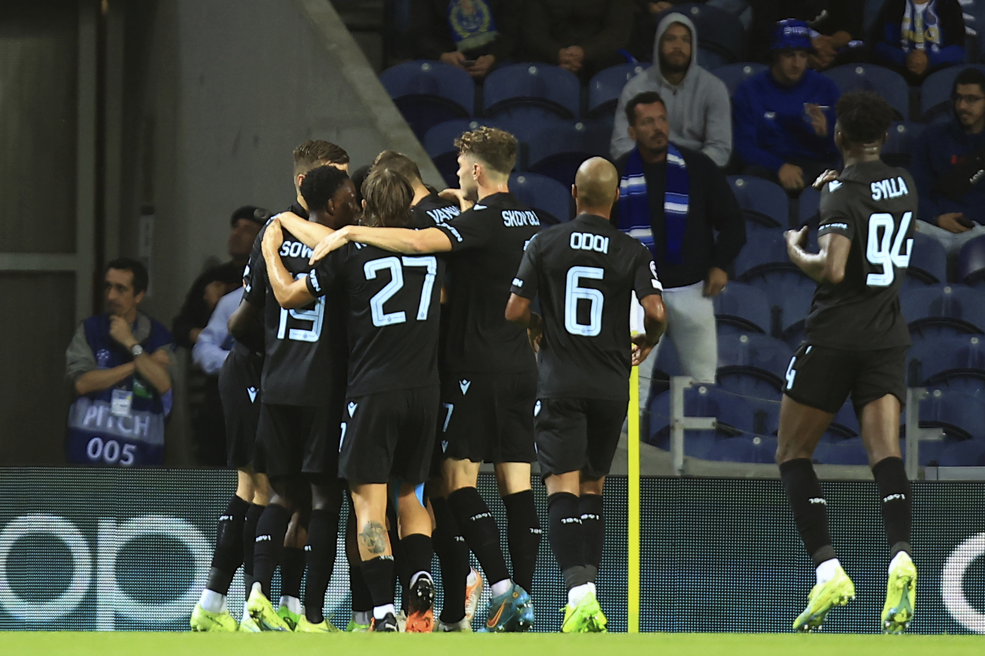 Club Brugge, Porto'yu 4 golle devirdi