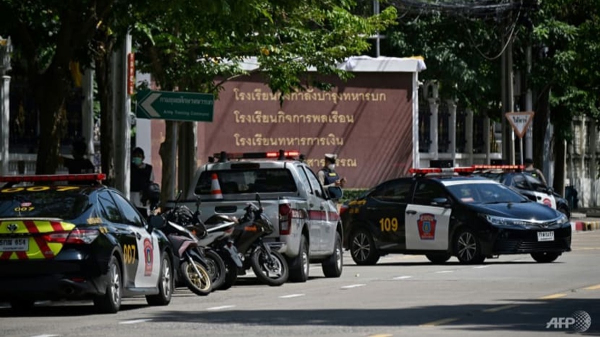 Tayland'da askeri okulda saldr