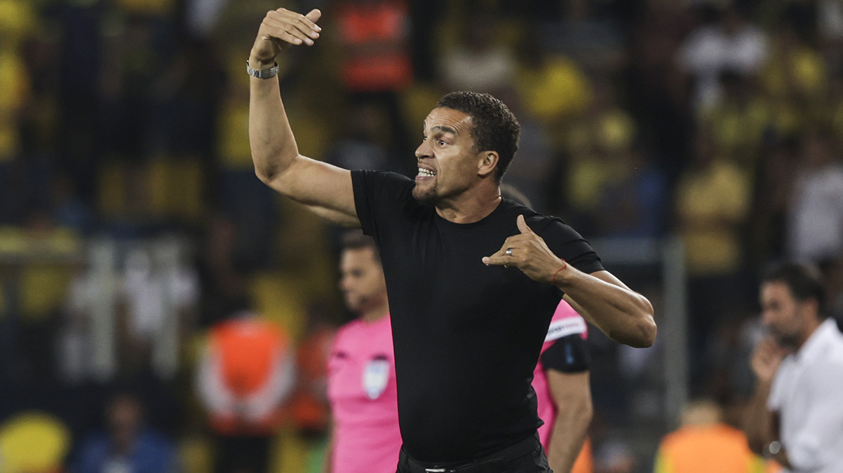 Valerien Ismael'den kimsenin beklemedi�i hamle! Yeni kaleci...