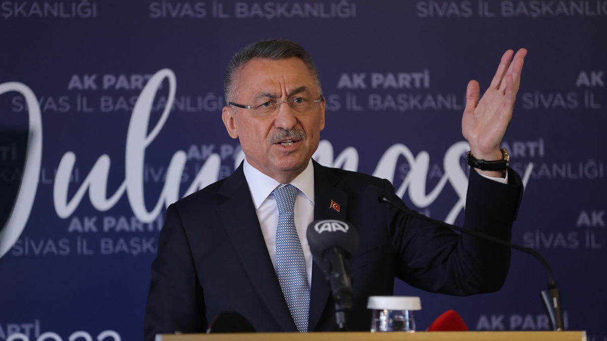 Cumhurbakan Yardmcs Oktay: Yunan'n gvendii adalara kar yaacak!