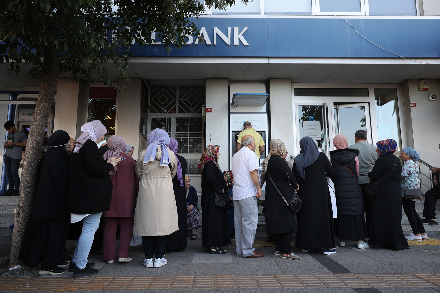 Sosyal konut projesinin ikinci g�n�nde ba�vuru say�s� 1 milyon 500 bini ge�ti