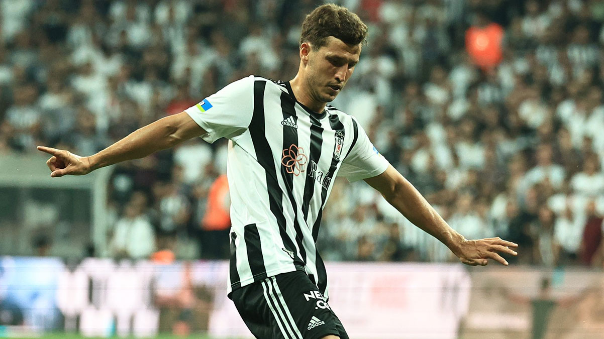 Be�ikta�'tan Stefan Kuntz'a Salih U�an tepkisi