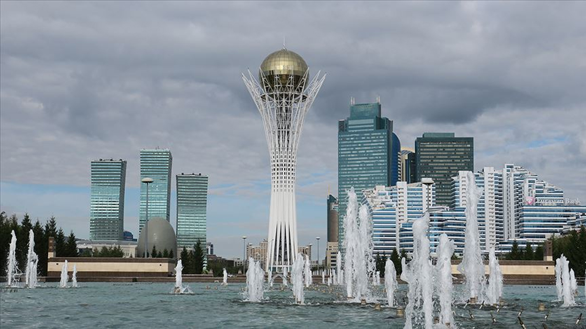 Kazakistan Parlamentosu, ba�kentin isminin yeniden Astana olmas�n� kabul etti