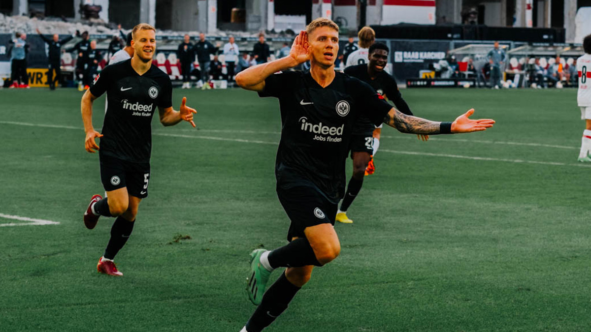 Eintracht Frankfurt, Stuttgart deplasman�nda zorlanmad�