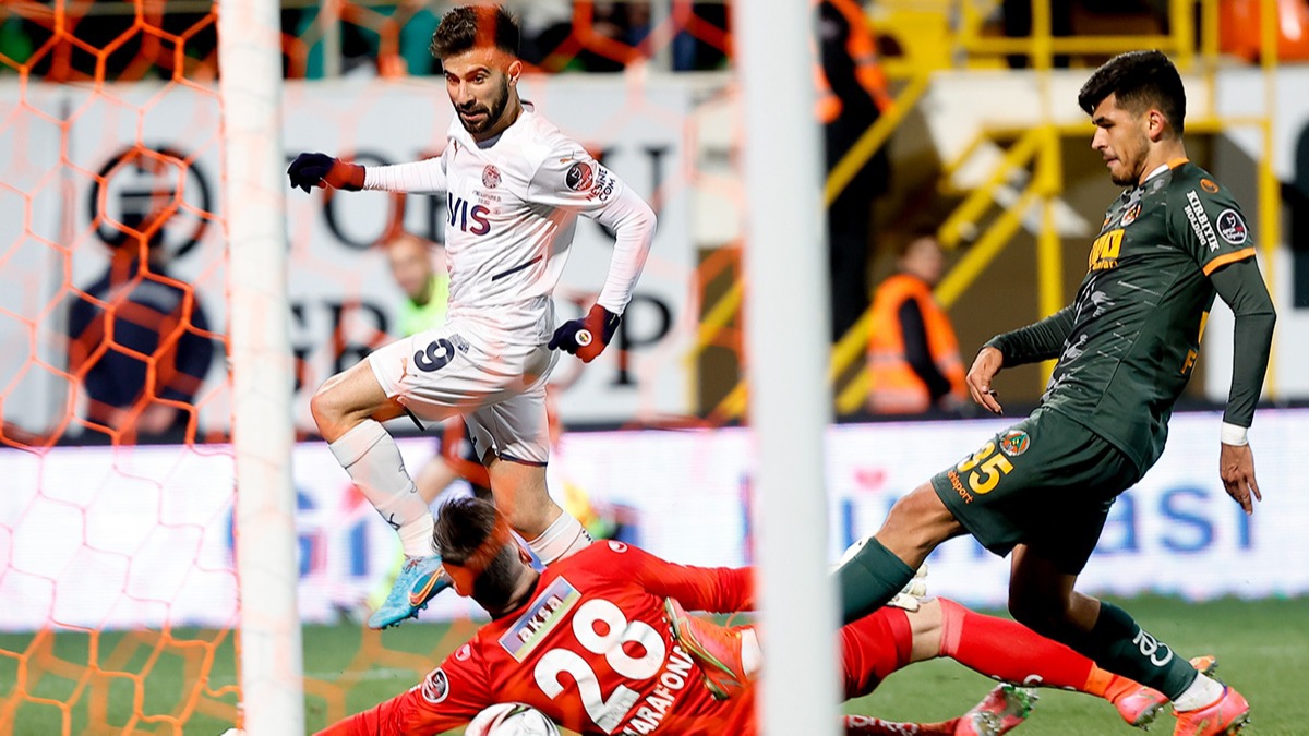 Fenerbahe: 6 - Alanyaspor: 3