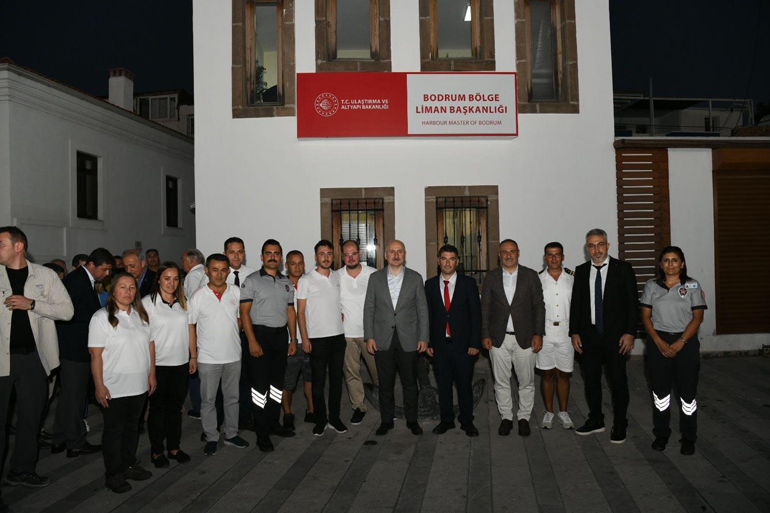 Bakan Karaismailo�lu, y�r�t�len �al��malar� yerinde inceledi