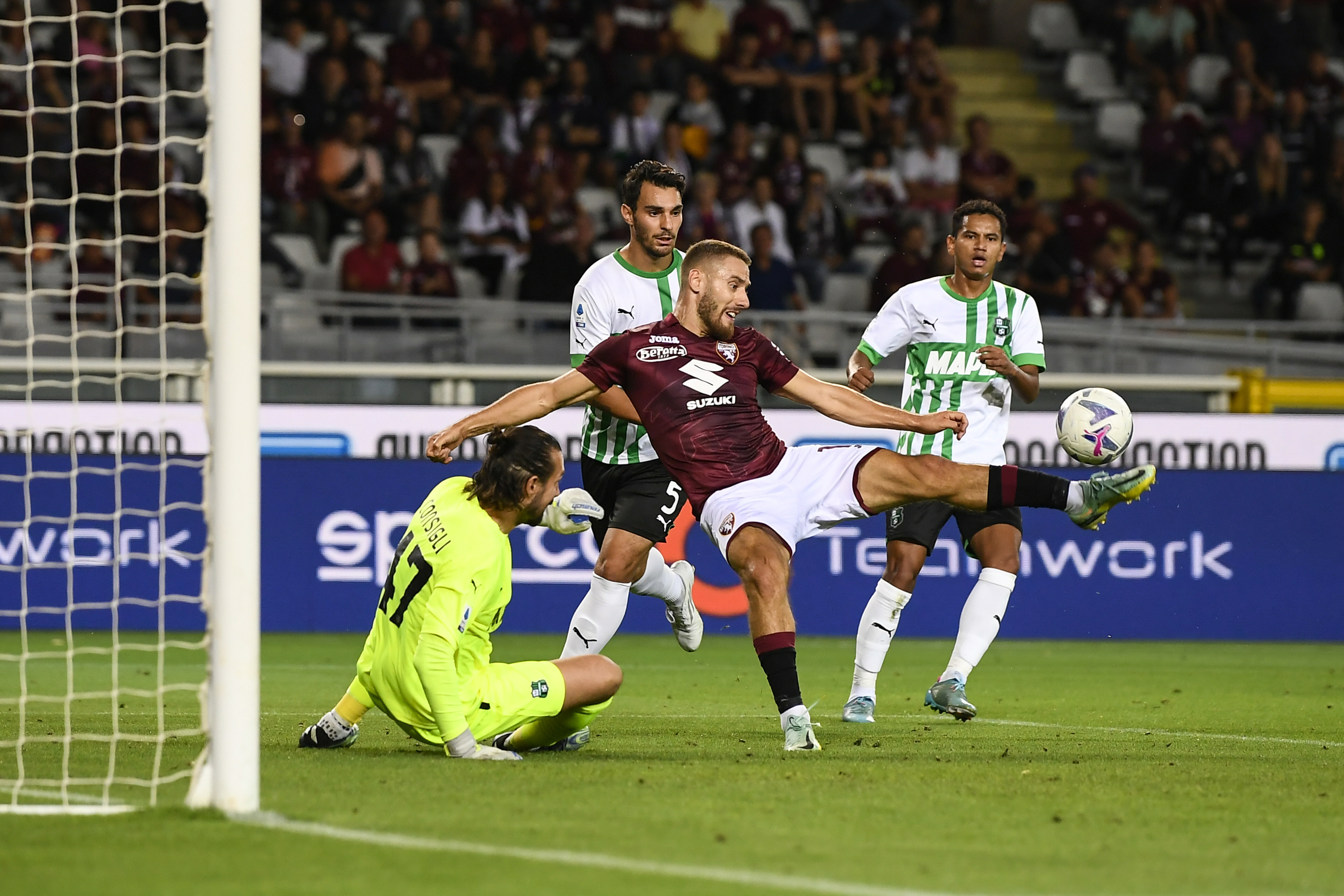 Sassuolo, Torino deplasman�nda 90+3'te kazand�