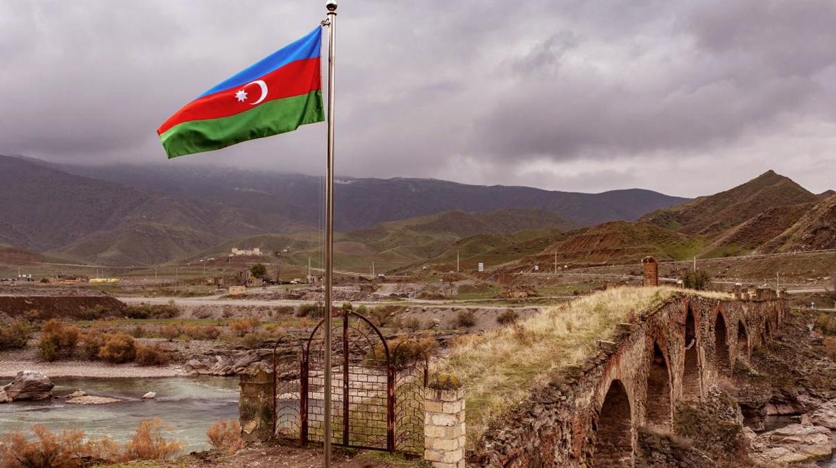 Azerbaycan'dan Fransa'ya nota: Zarar� kar��lay�n
