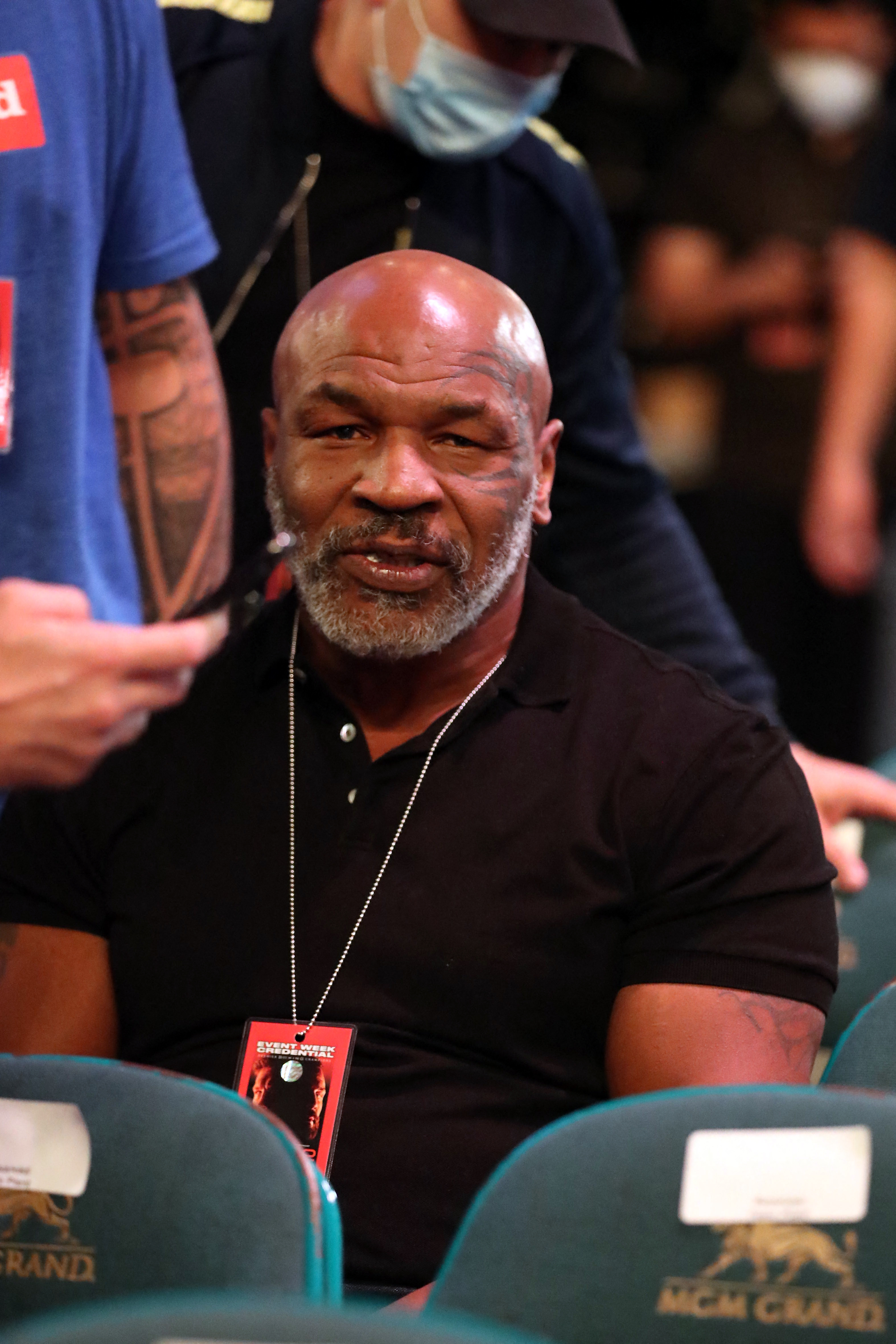 Mike Tyson hastal���n� a��klad�: Konu�am�yorum bile