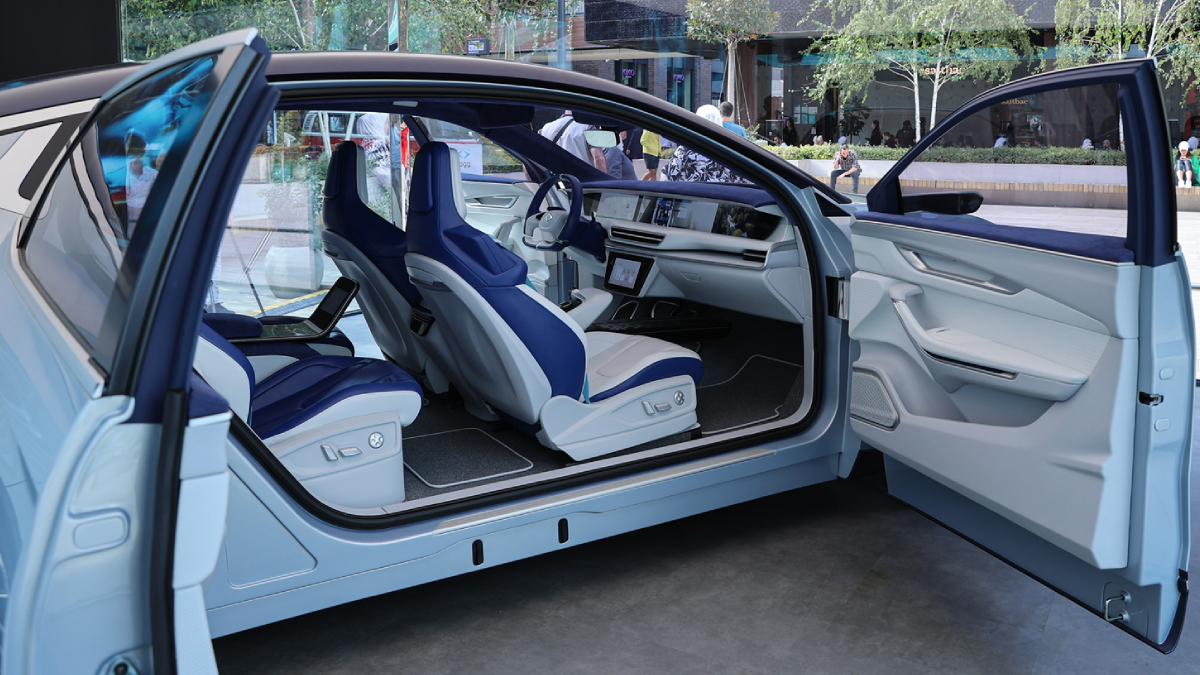 Togg'un T�rkiye'deki yeni dura�� Galataport �stanbul oldu