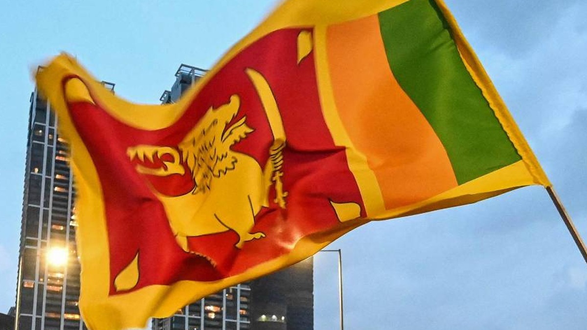 stanbul'da korsan elilik atlar! Sri Lanka: Tabela ve bayrakla ilgili bilgimiz yok 
