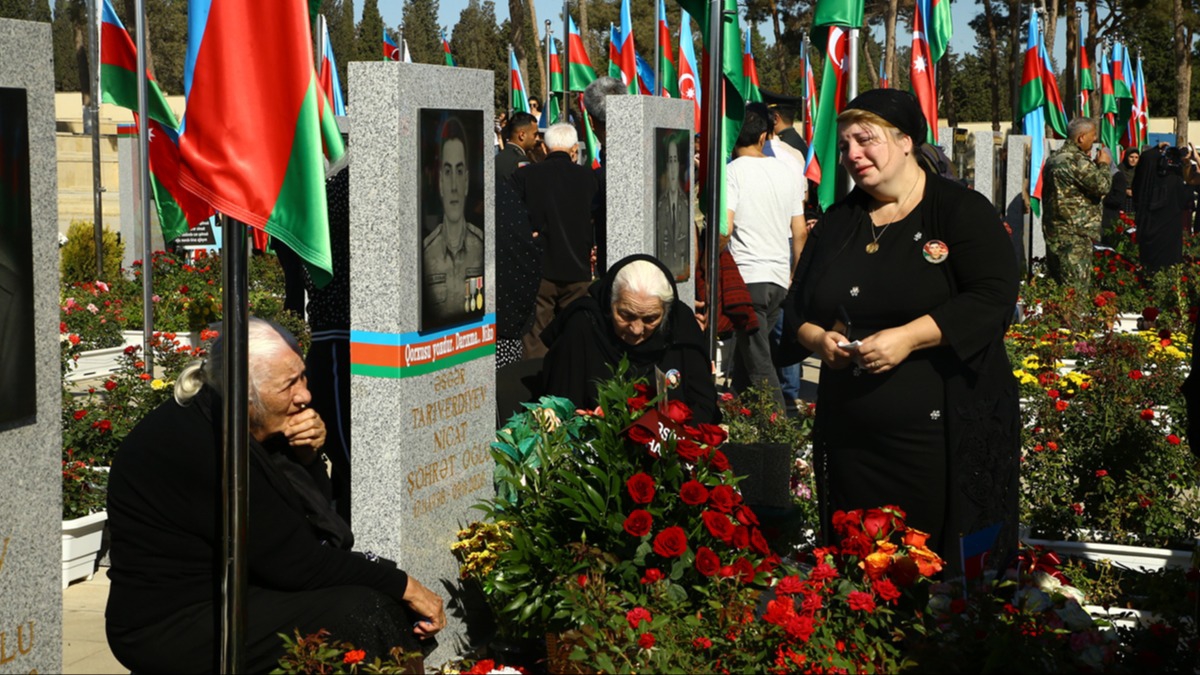 Azerbaycan'da 2. Karaba Sava'nn yl dnmnde ehitler anld