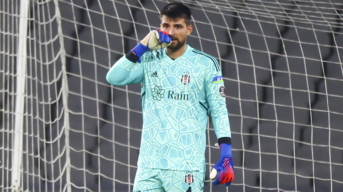 Be�ikta�'tan Ersin Destano�lu'na son teklif!