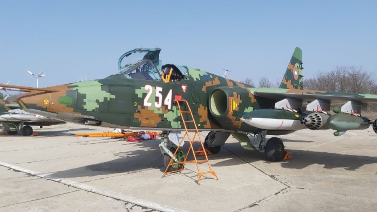 Bulgaristan'da Su-25 sava ua dt 