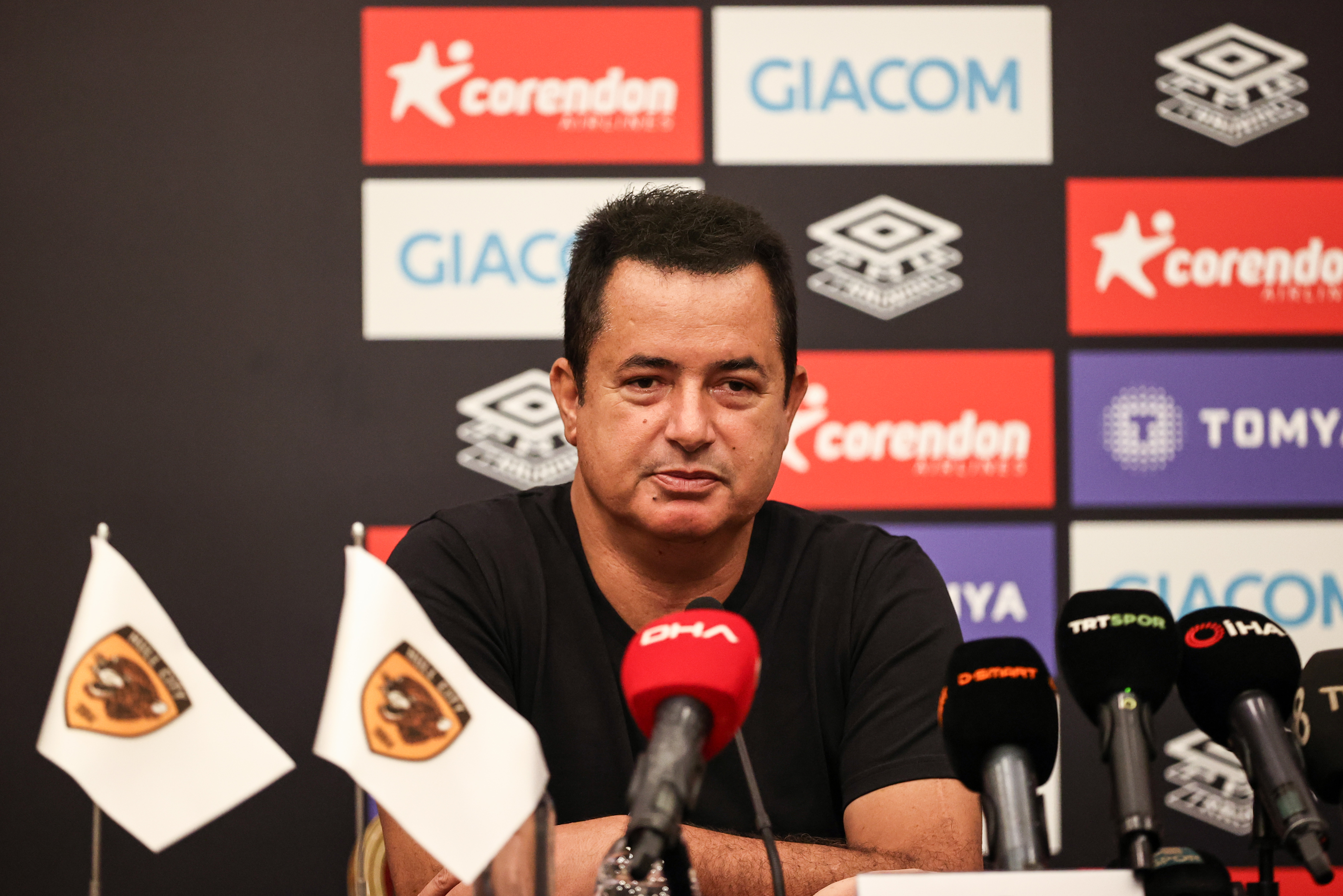 Acun Il�cal�: Olmaz dedi�im bir teknik direkt�r yok