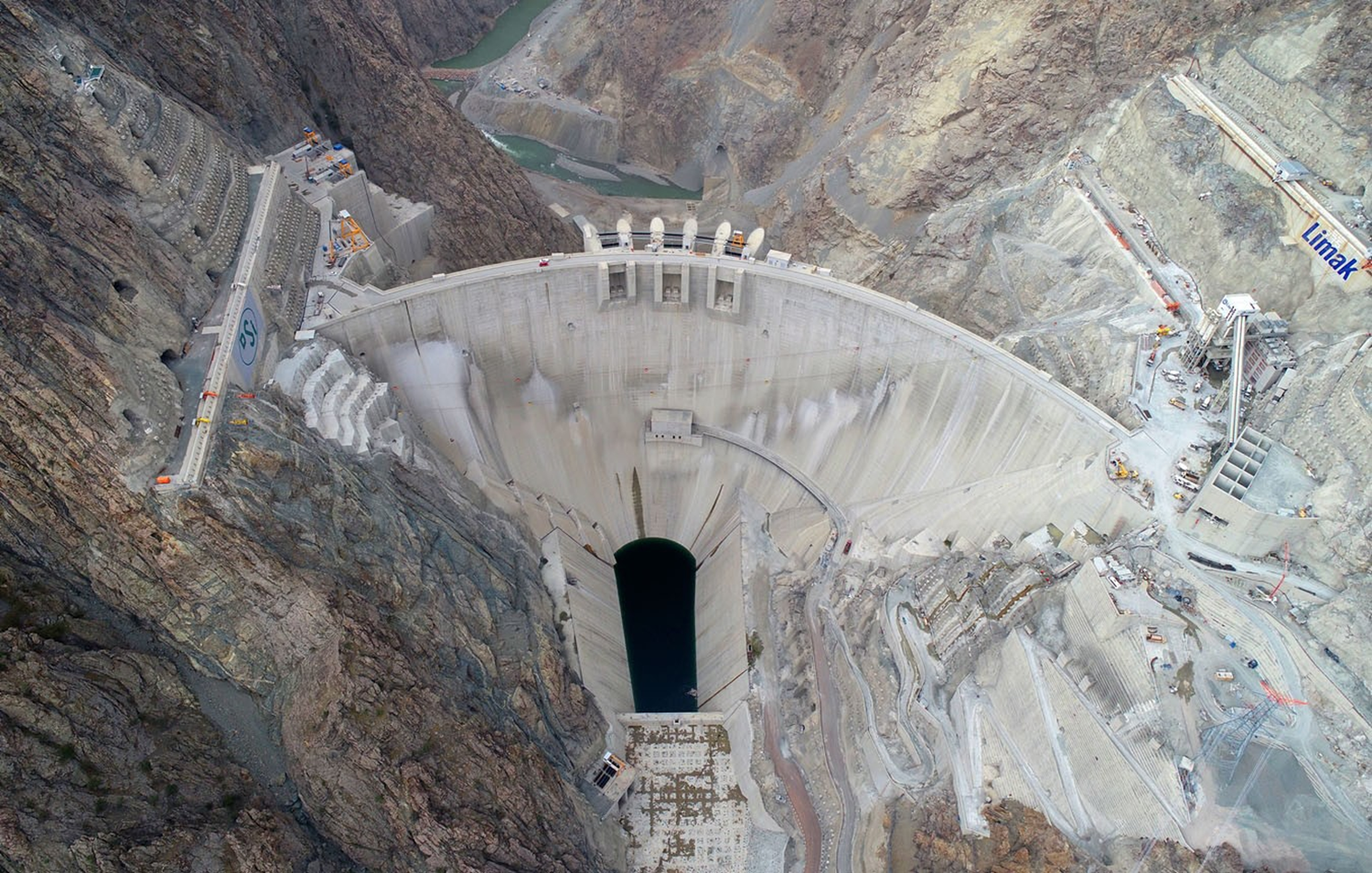 T�rkiye'de ilk, d�nyada ���nc�! 7 saniyeye s��d�rd�lar