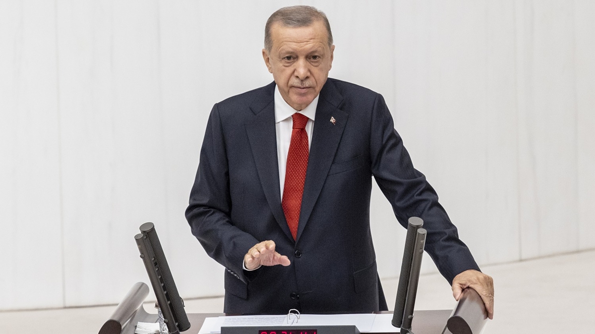 TBMM'de yeni dnem balad... Cumhurbakan Erdoan'dan yeni Anayasa mesaj