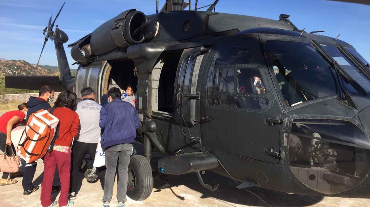 Tunceli'de askeri helikopter astm hastas ocuk iin havaland 
