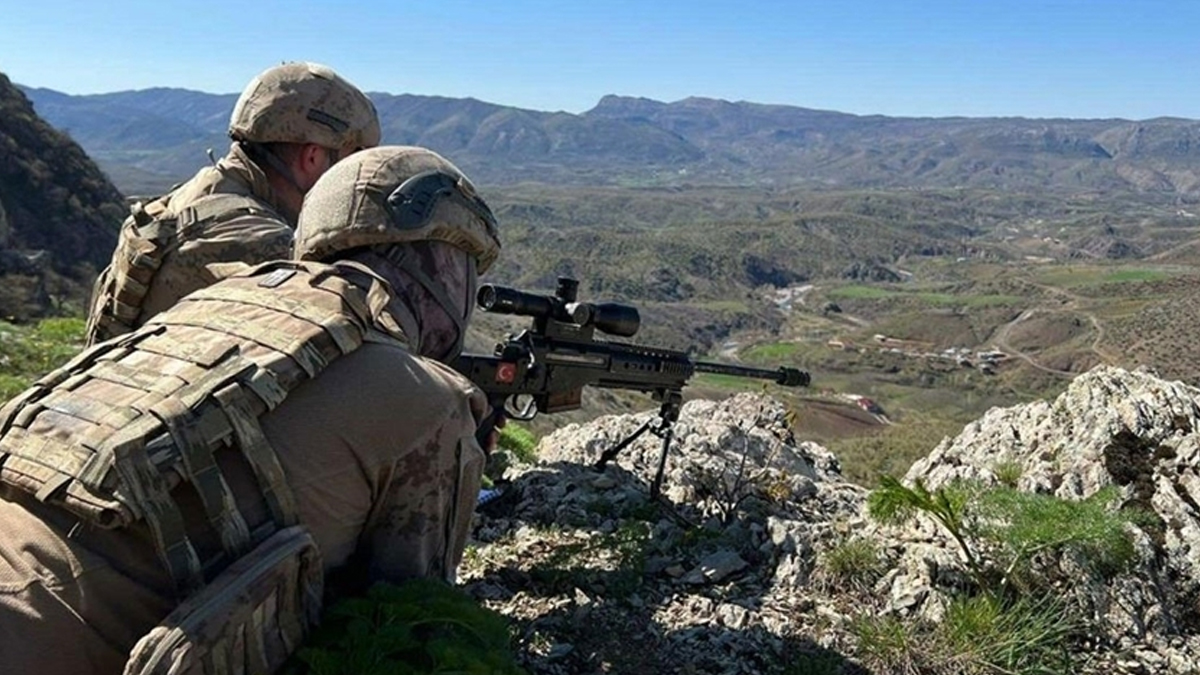 Bakan Soylu a��klad�: 3 ter�rist daha etkisiz hale getirildi