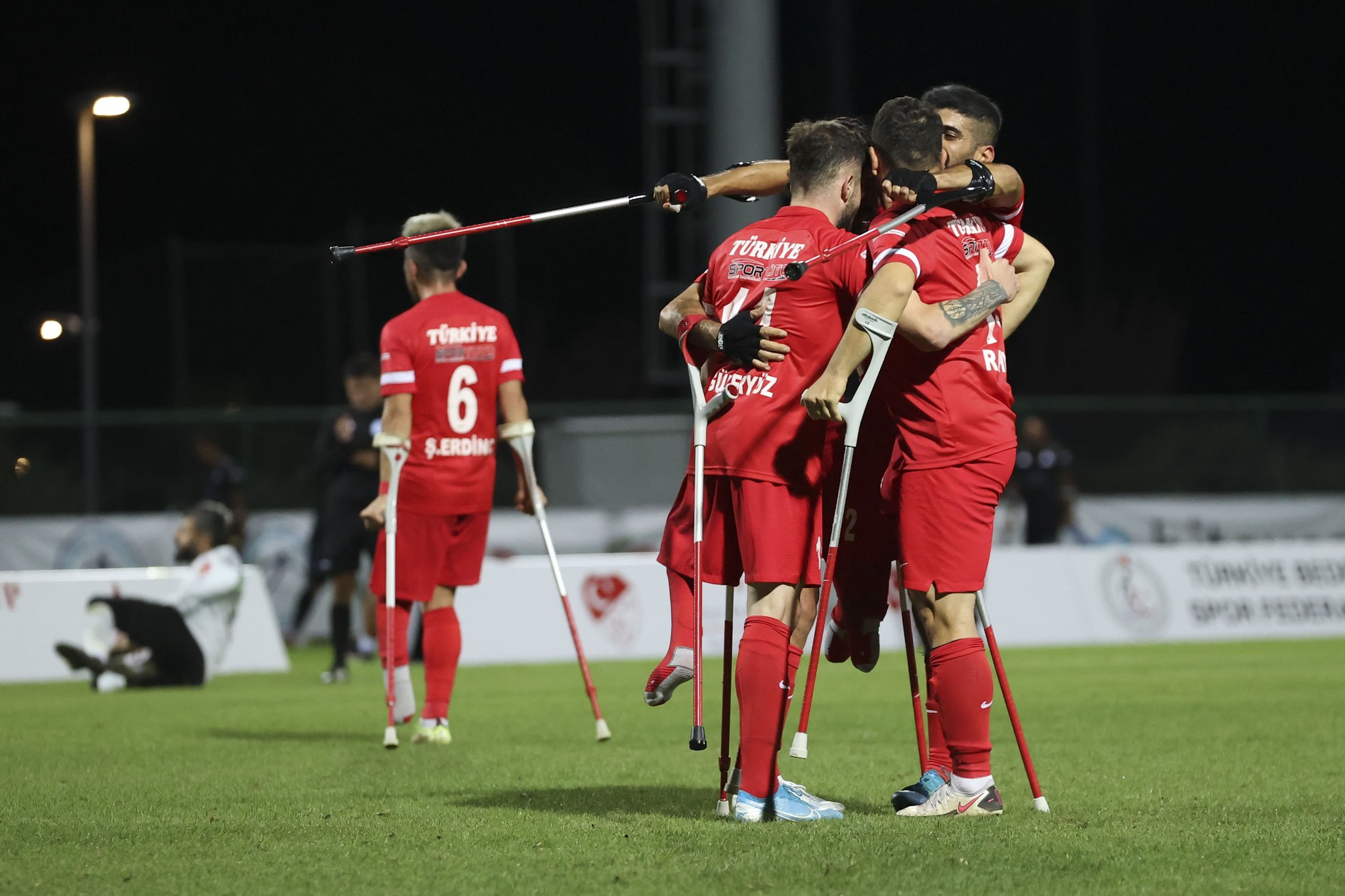 Ampute Futbol Milli Tak�m�, D�nya Kupas�'nda yar� finalde!