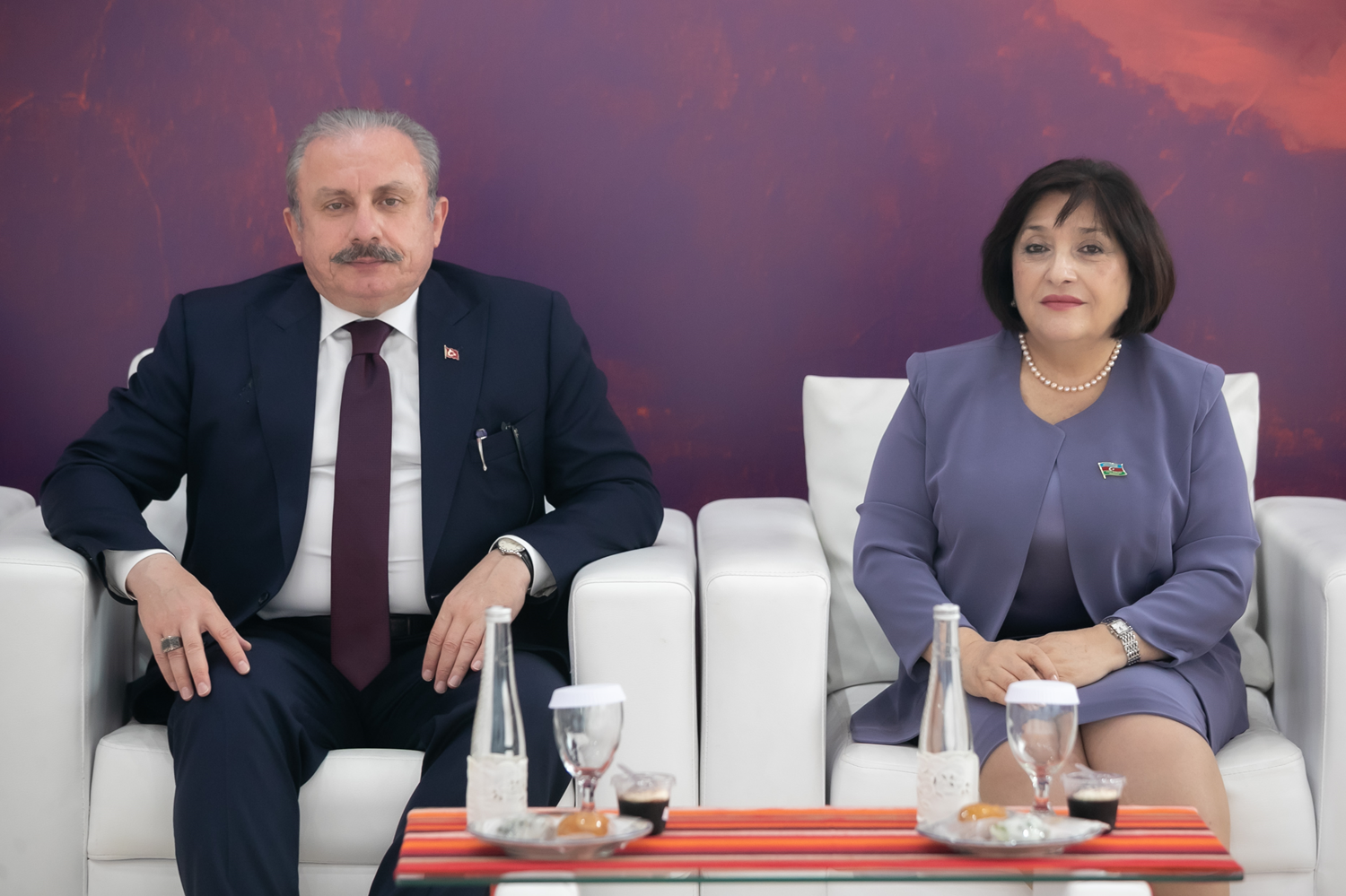 �entop, Azerbaycan Milli Meclis Ba�kan� ile g�r��t�