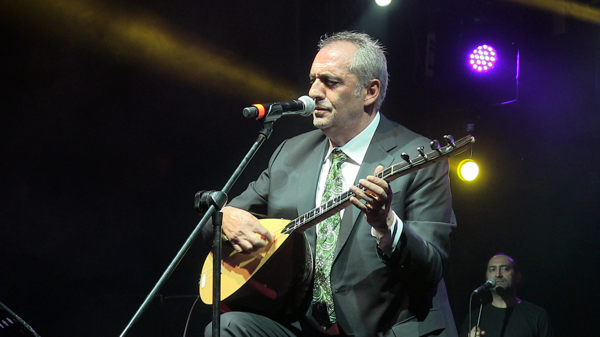 stanbul 4. Uluslararas Halk Mzikleri Festivali, Yavuz Bingl konseri ile sona erdi