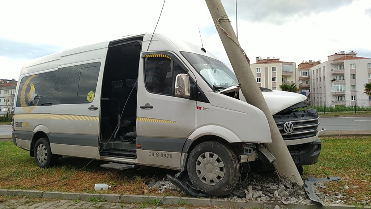 Mudanya'da ii servisi kaza yapt: 6 kii yaraland