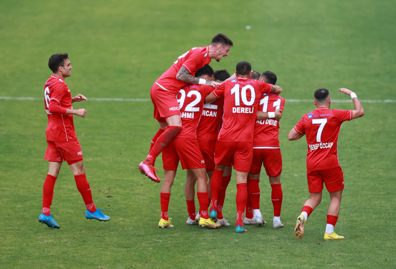 Ufuk Kahraman: Tuzlaspor'u iyi analiz ettik ve ilk 3 puan�m�z� ald�k