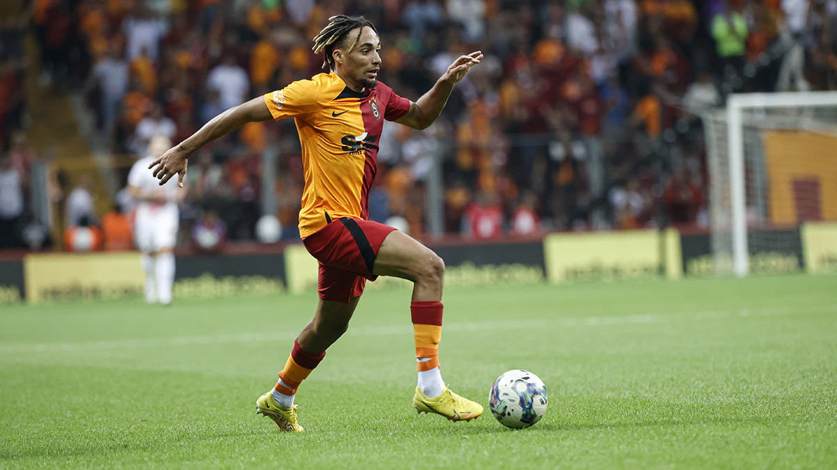 Sacha Boey i�in s�raya girdiler! 15 milyon avro...