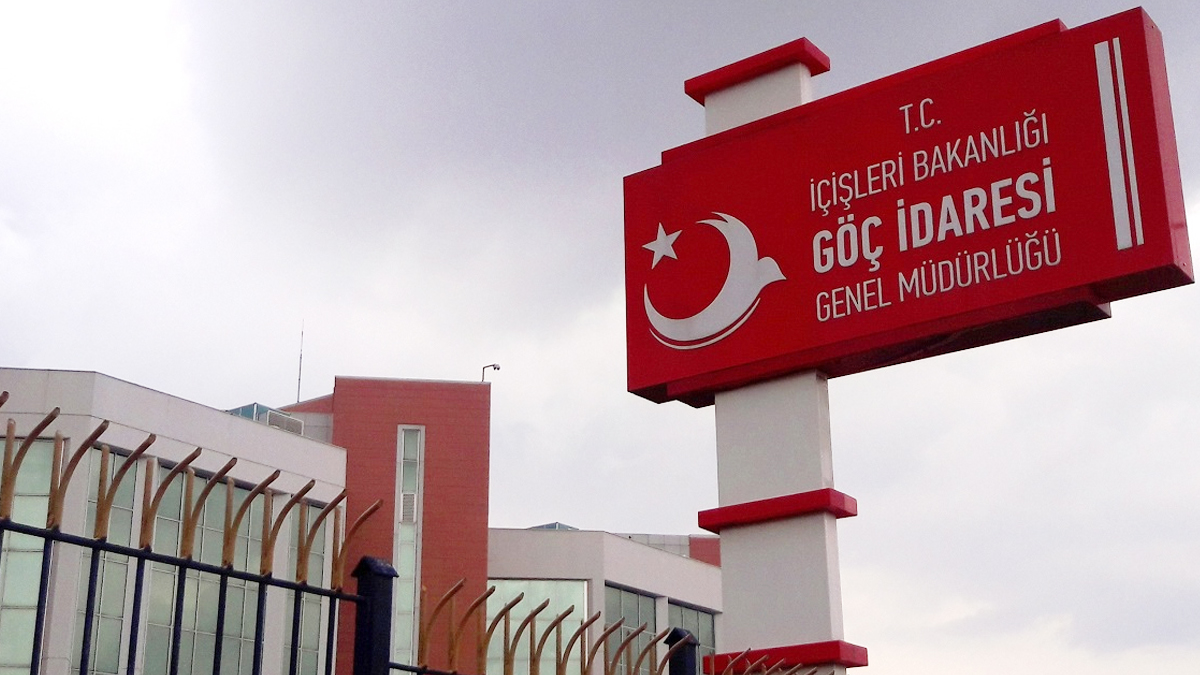 Bakanl�k a��klad�: Ger�e�e ayk�r� beyanda bulunanlara idari ve adli i�lemler yap�lacak