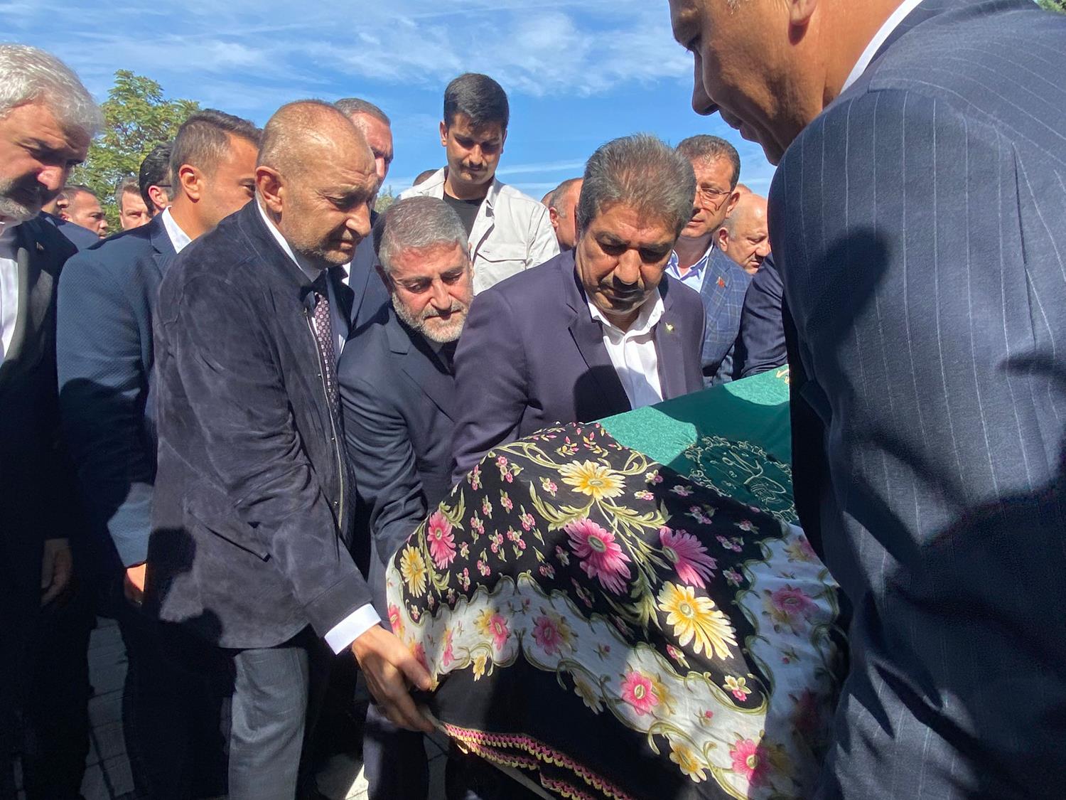 Esenler Belediye Ba�kan� G�ksu'nun ac� g�n�