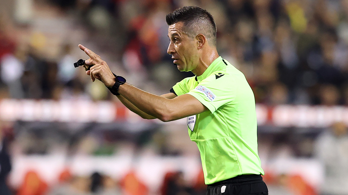 UEFA'dan Ali Palab�y�k'a Avrupa Ligi g�revi