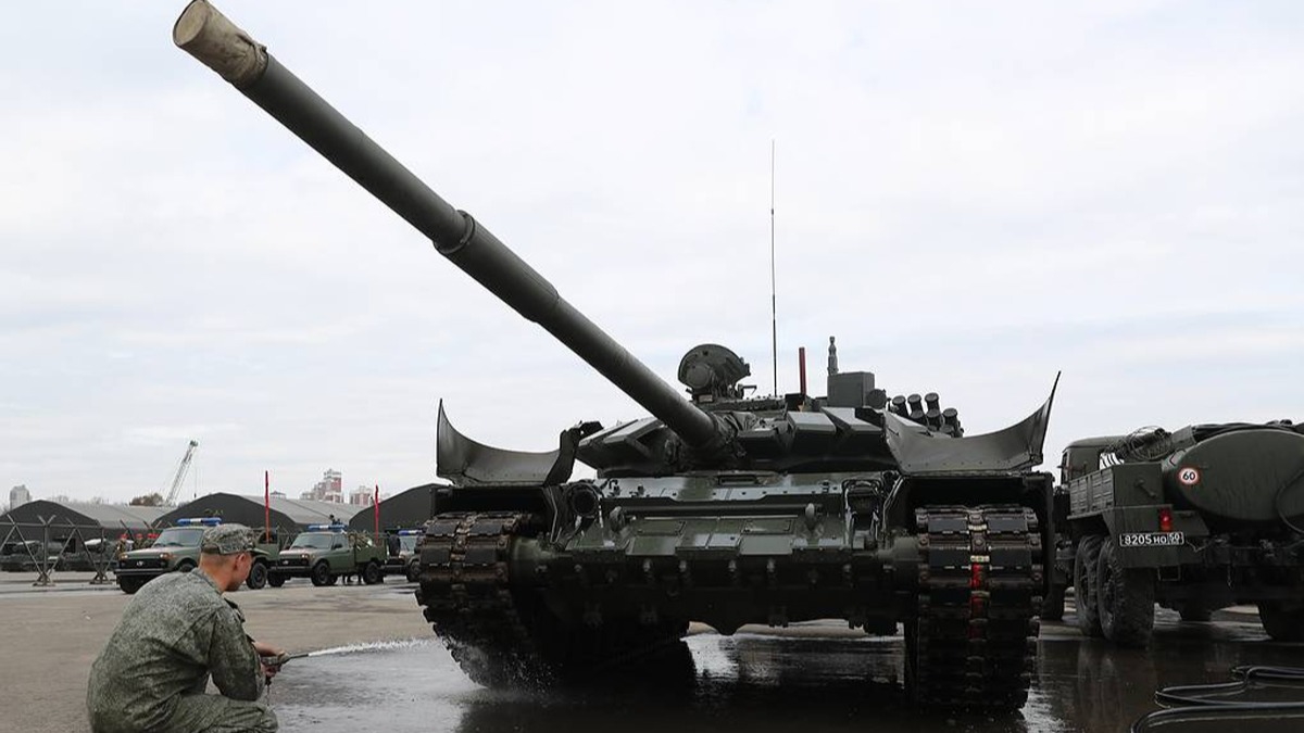 Belarus'tan Rusya'ya 20 adet T-72 tank 