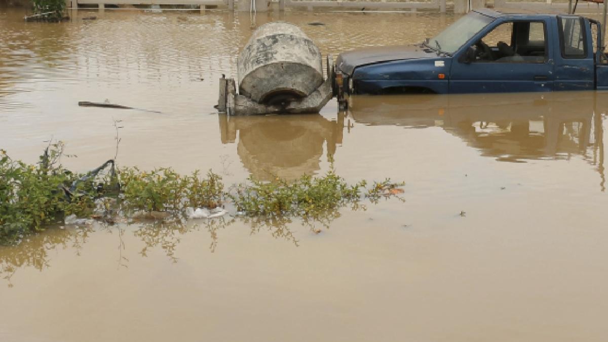Nijerya'da alarm seviyesine geildi! Baraj kapaklar alacak
