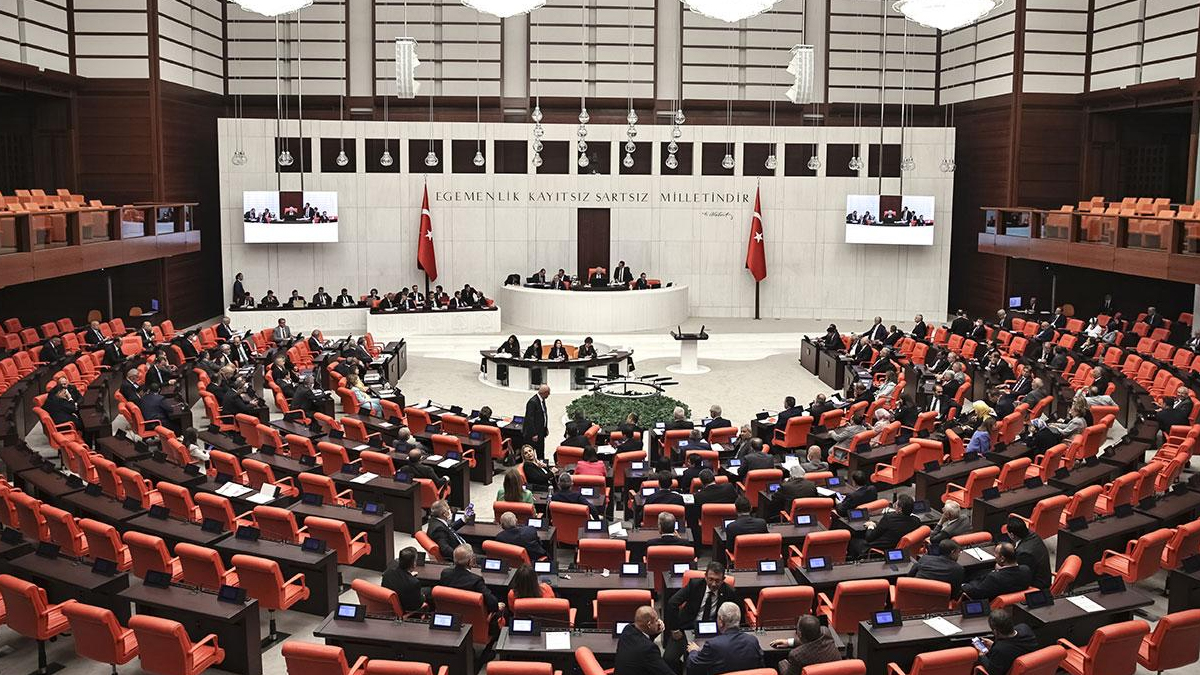 Ekonomiye ili�kin 'torba' kanun teklifi TBMM'de