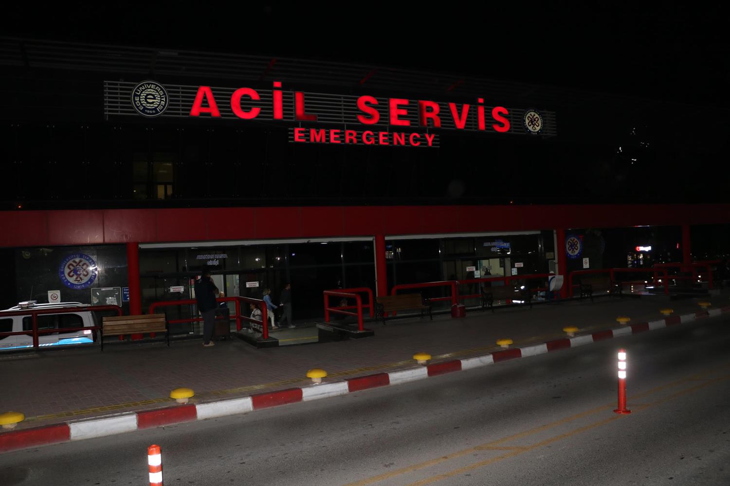 �zmir'de avukata b��akl� sald�r�