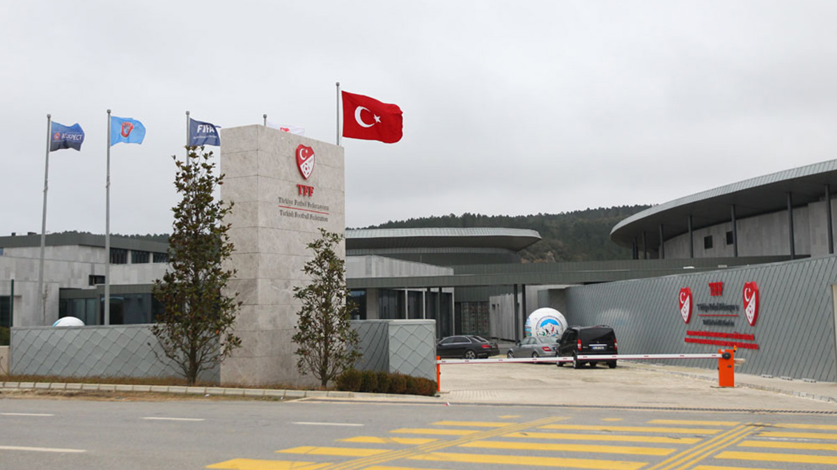 PFDK'dan 6 S�per Lig tak�m�na ceza