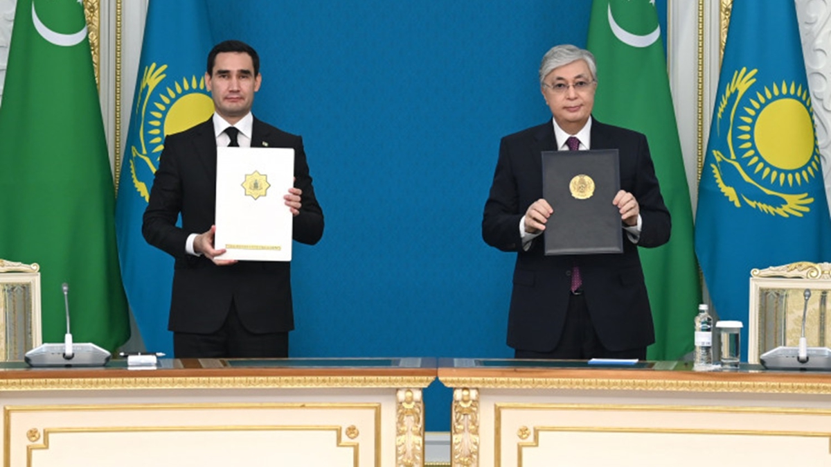Kazakistan ile Trkmenistan arasnda 14 anlama imzaland